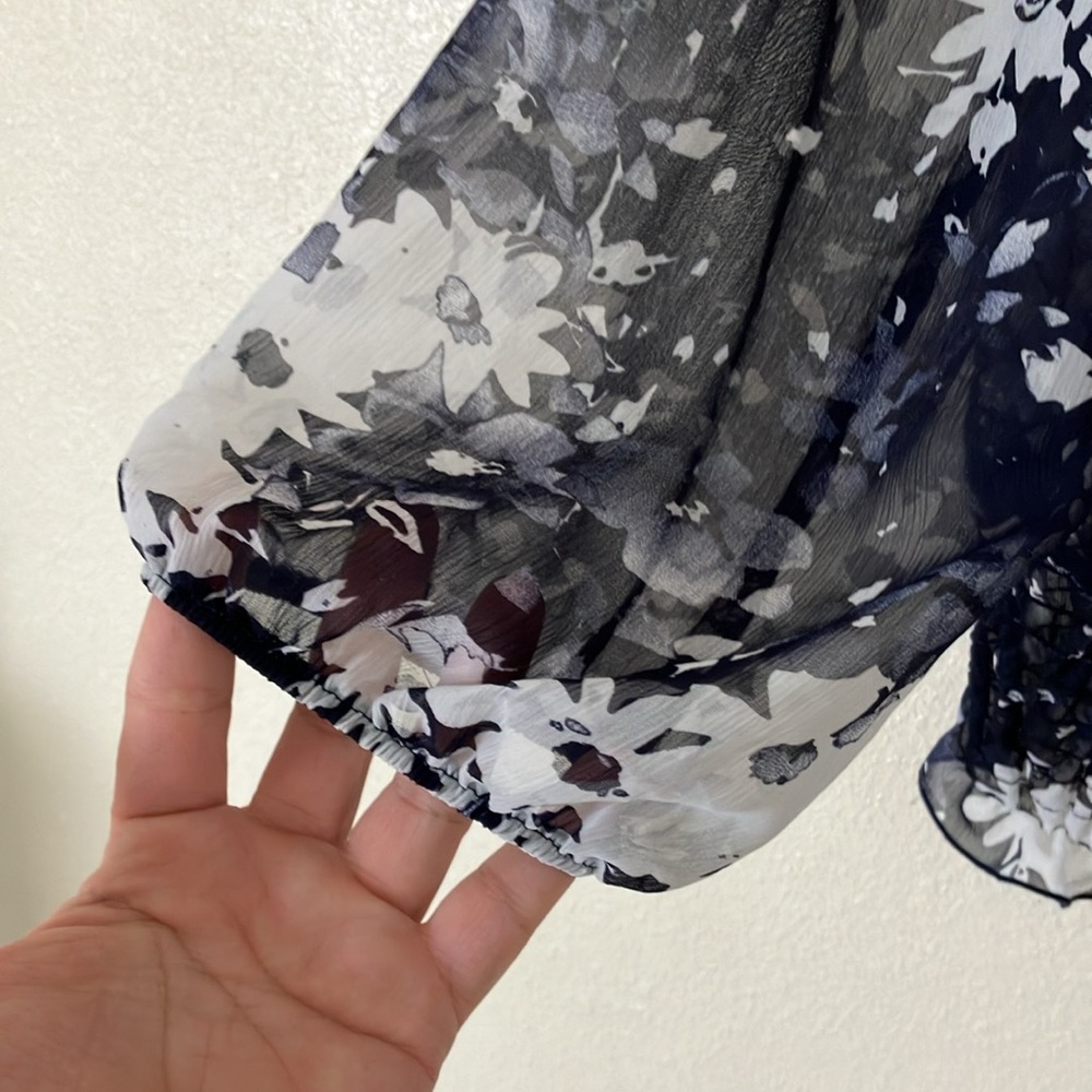 Lane Bryant Sheer Floral Top, 18 - Picture 3 of 7